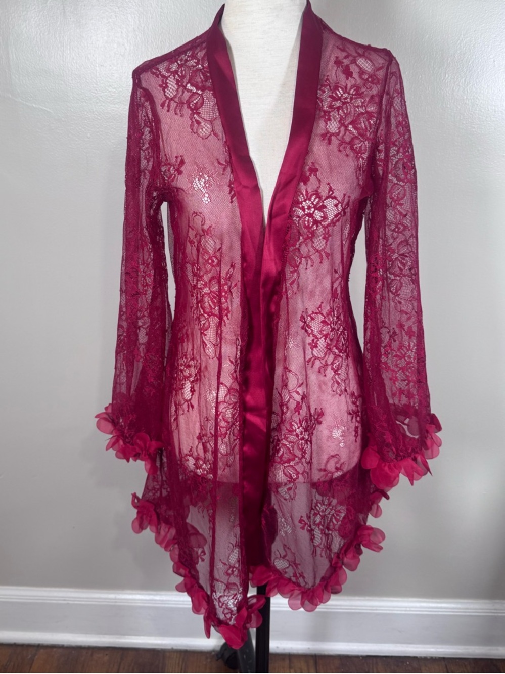 Unbranded Red Sheer Open Front Ruffled Lace Feminine Whimsygoth Fairy Robe Sz L